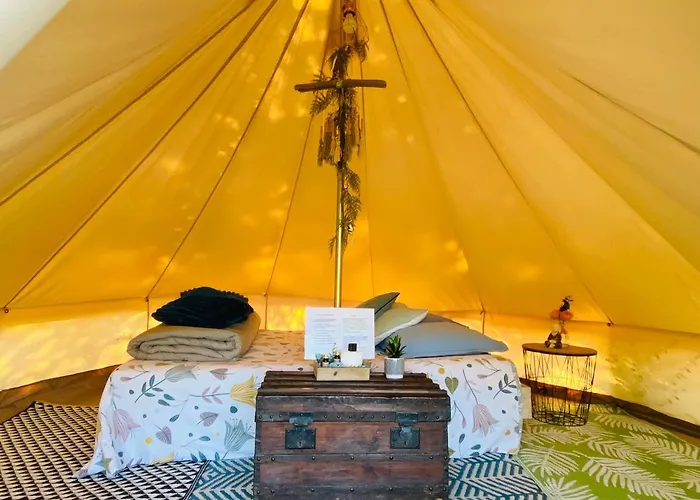 ラグジュアリーテント Tente Inuit Cocooning Urtaca